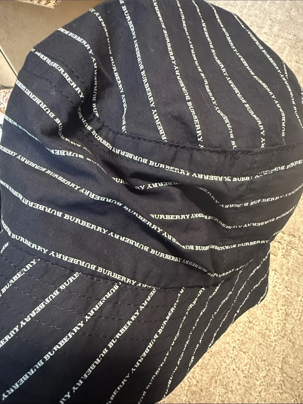Burberry Black Logo-Print Bucket Hat